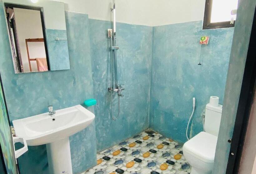 اتاق سوپریور خانوادگی, Lotus Grand Rest