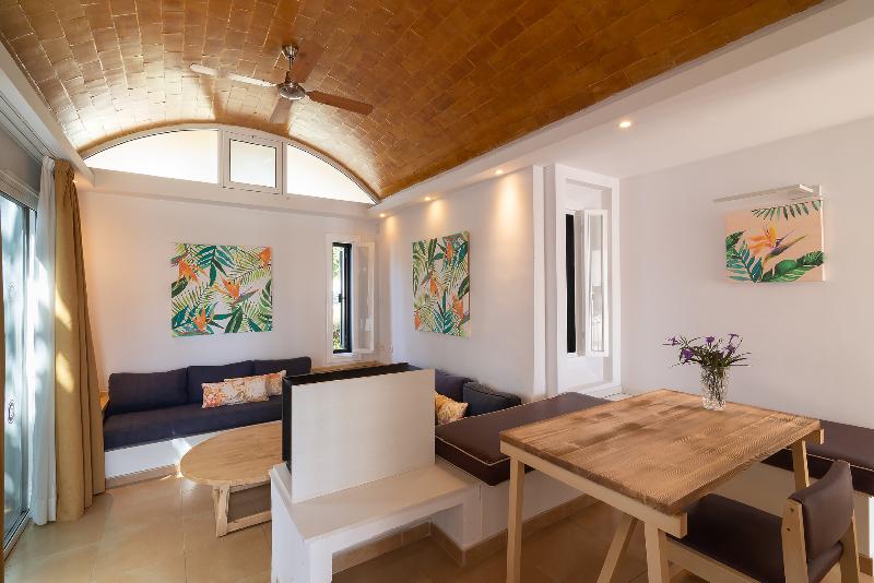 スタンダードバンガロー, Bungalows Cordial Biarritz