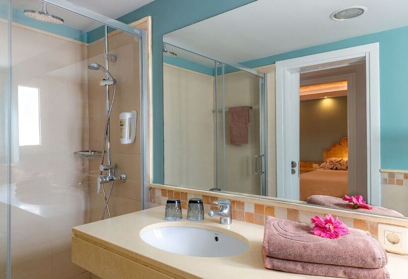 Bungalow Estándar, Bungalows Cordial Biarritz