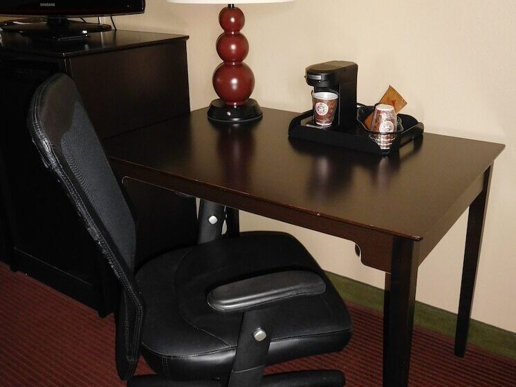 Номер Deluxe, Americinn By Wyndham Okoboji