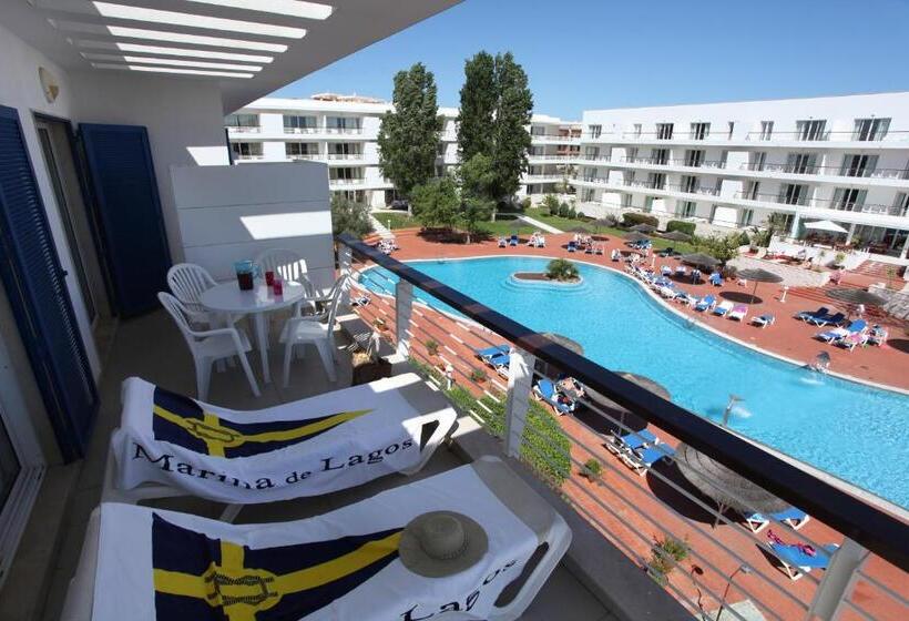 Apartamento 2 Quartos Vista Piscina, Marina Club Lagos Resort