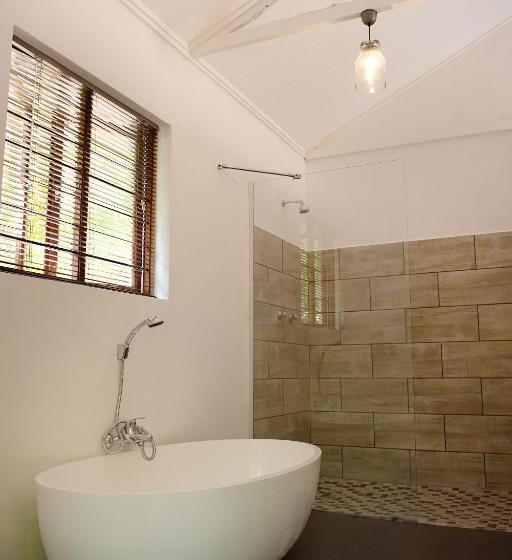 غرفة ديلوكس مطلّة علي الحديقة, Almar View Guest House