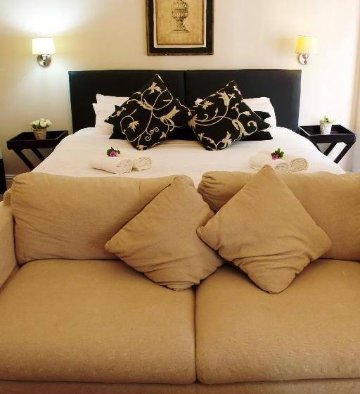 غرفة عائلية مطلّة علي الحديقة, Almar View Guest House
