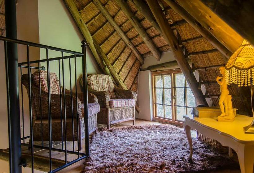 Номер Стандарт, Hawklee Country House