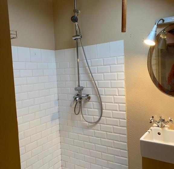 Студия Стандарт, B&b Le Moulin De Fernelmont