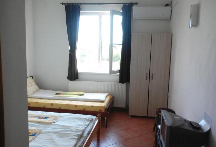 Номер Стандарт, Guest House Familia