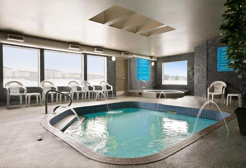 Suite Familiar, Days Inn By Wyndham Regina