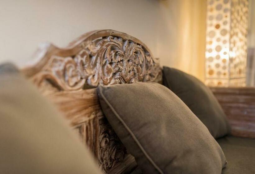 سوییت جونیور, El Cortijo De Zahara By Qhotels