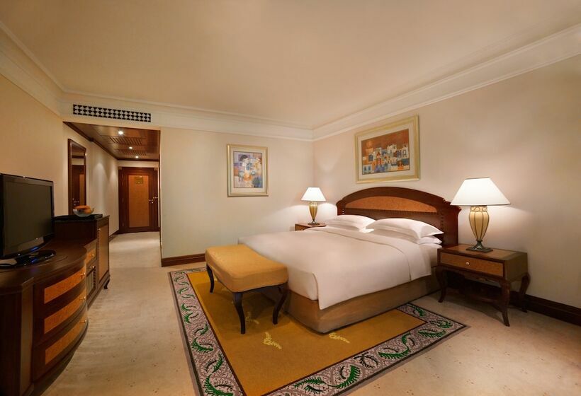 Люкс Вид на Сад, Grand Hyatt Dubai
