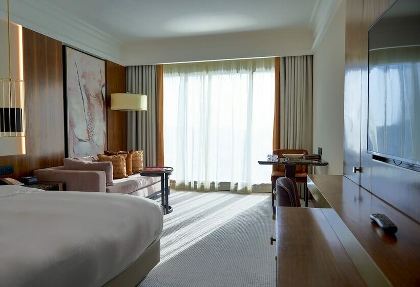 Люкс Вид на Сад, Grand Hyatt Dubai
