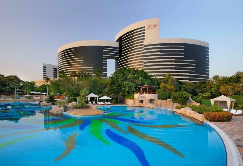 Номер Клуб, Grand Hyatt Dubai