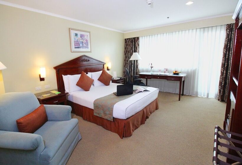 エクゼクティブルーム, Oxford Suites Makati