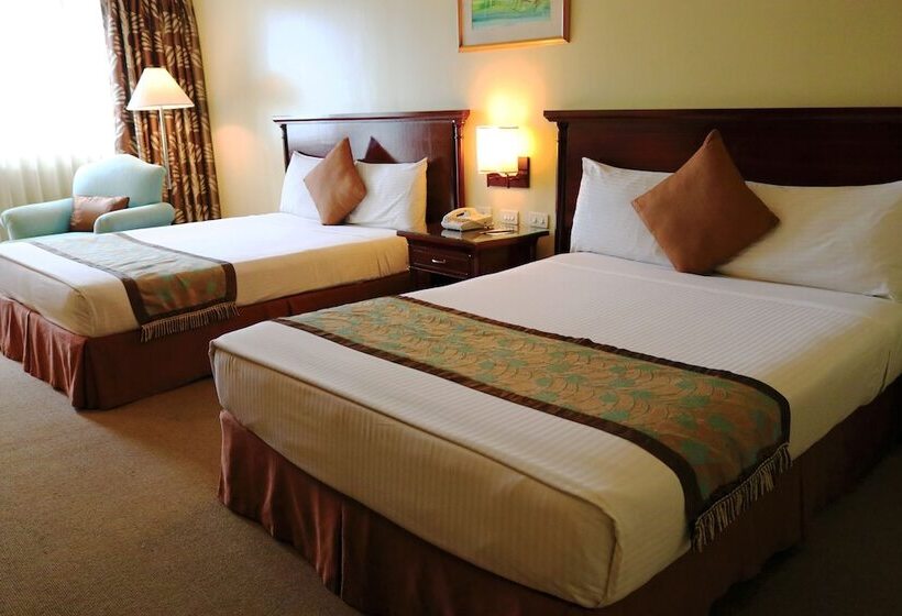デラックスルーム, Oxford Suites Makati