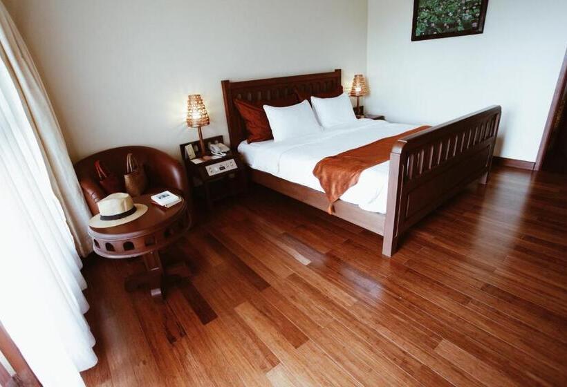 Номер Deluxe, Royal Angkor Resort & Spa