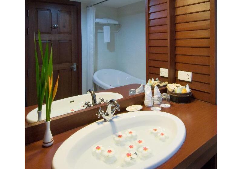 Номер Deluxe, Royal Angkor Resort & Spa