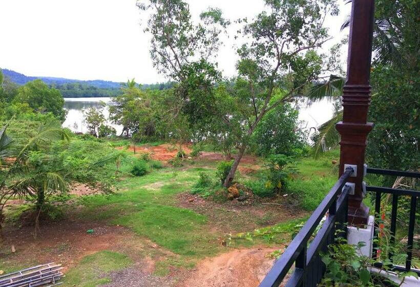 豪华房间, Lake Villa