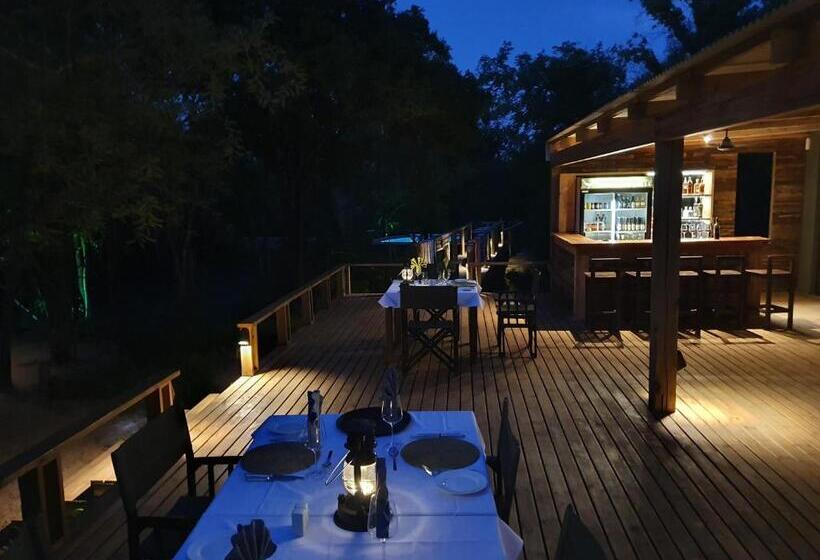 Семейный Номер, Kingfisher Creek Safari Lodge