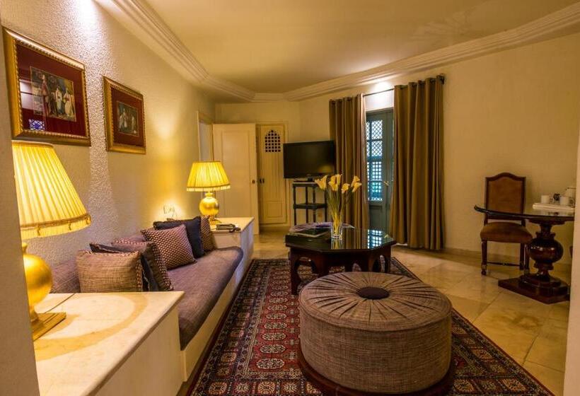 سوییت جونیور, Carthage Thalasso Resort