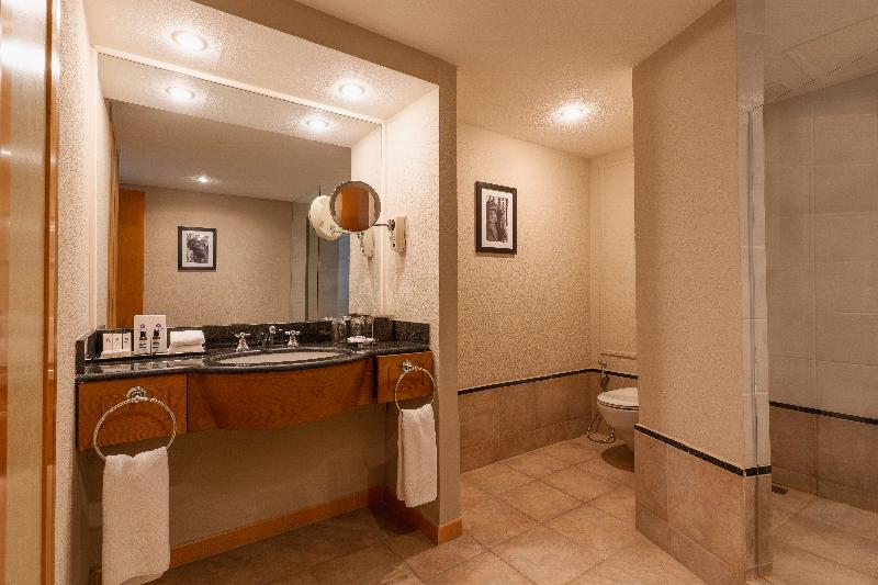 اتاق لوکس, Hyatt Regency Bishkek