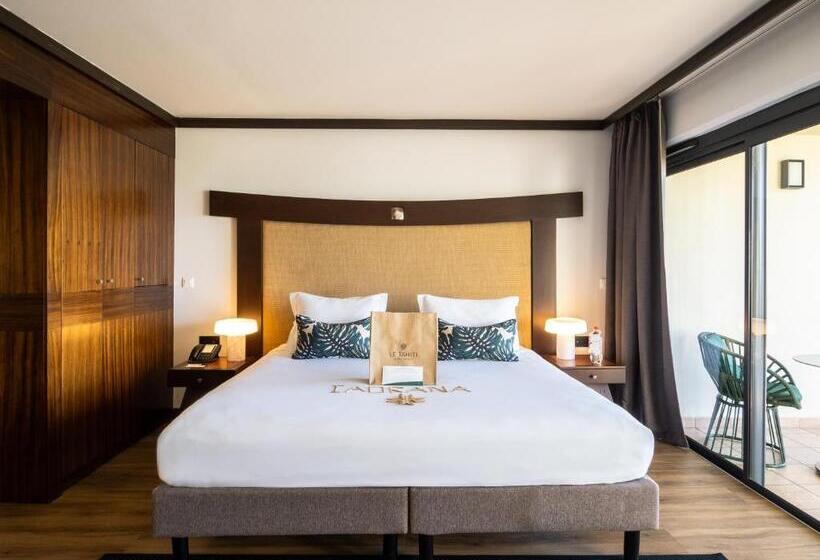 اتاق استاندارد با چشم‌انداز دریا, Le Tahiti By Pearl Resorts