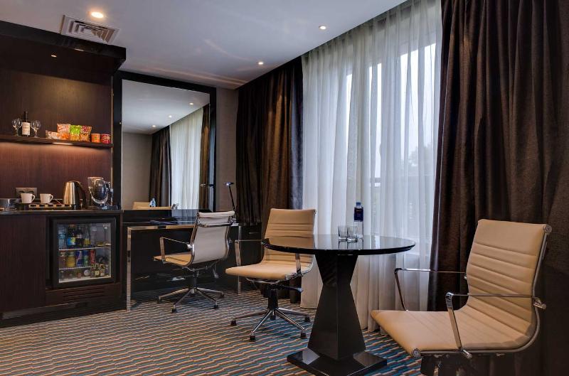 اتاق کلاس بیزنس, Radisson Blu Leogrand