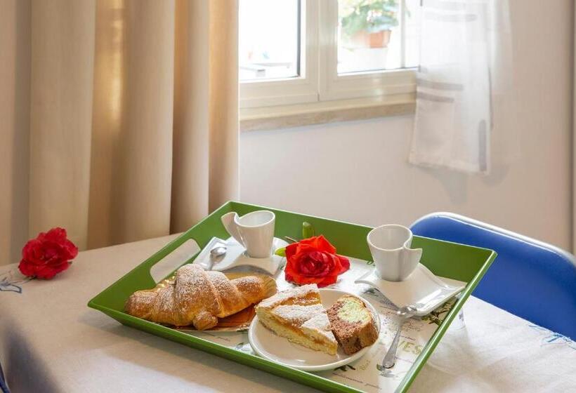 חדר סטנדרט לשלושה, Anna E Augusto B&b