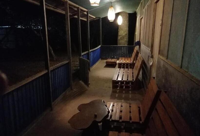 Номер Стандарт, Don Jaime   Hostel