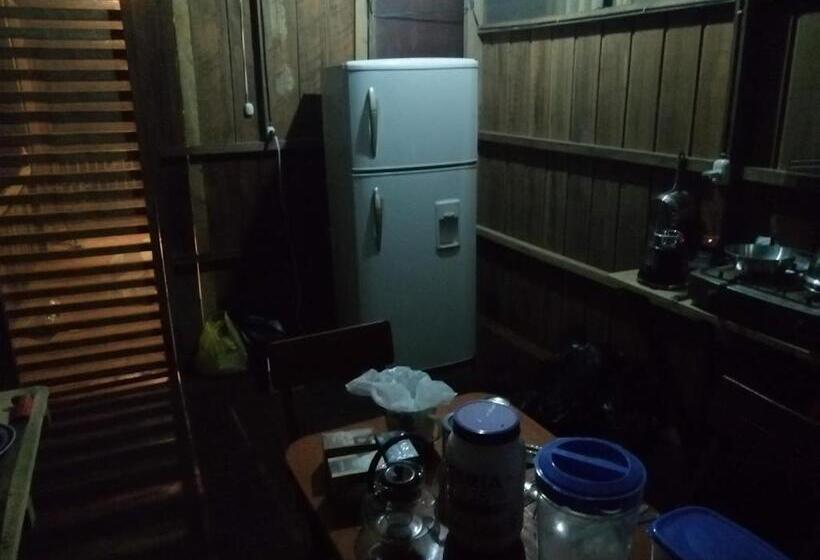 Номер Стандарт Трехместный, Don Jaime   Hostel