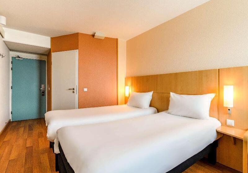 Standardrum, Ibis Warszawa Stare Miasto