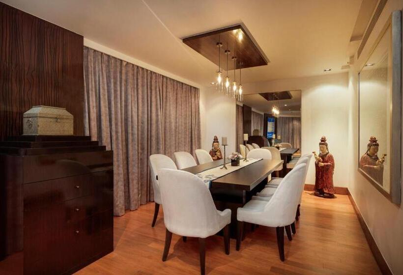 سوییت لوکس, Intercontinental Marine Drive Mumbai, An Ihg