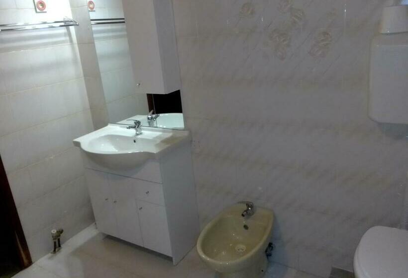 اتاق راحتی سه تخته, Guest Accommodation Palma