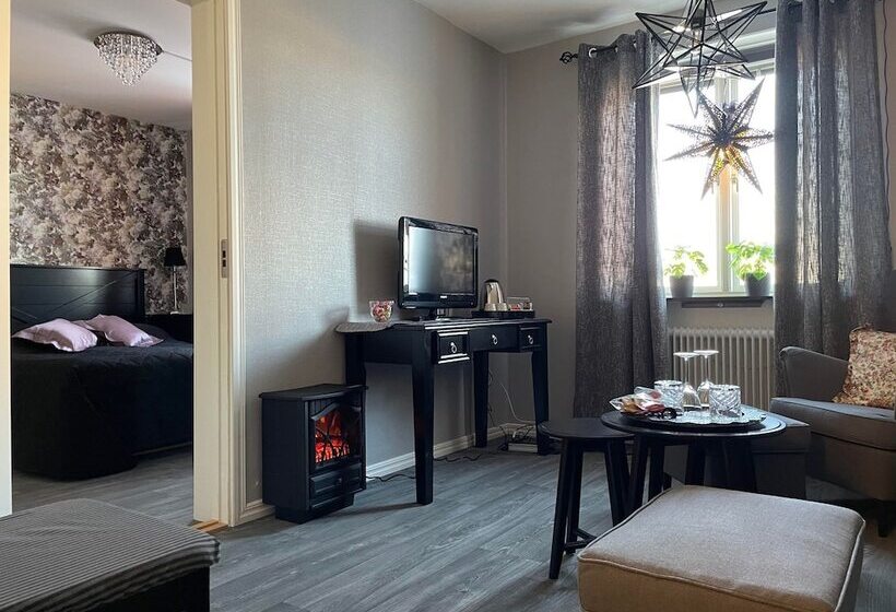 Полулюкс, Brålanda Hotell Och Vandrarhem