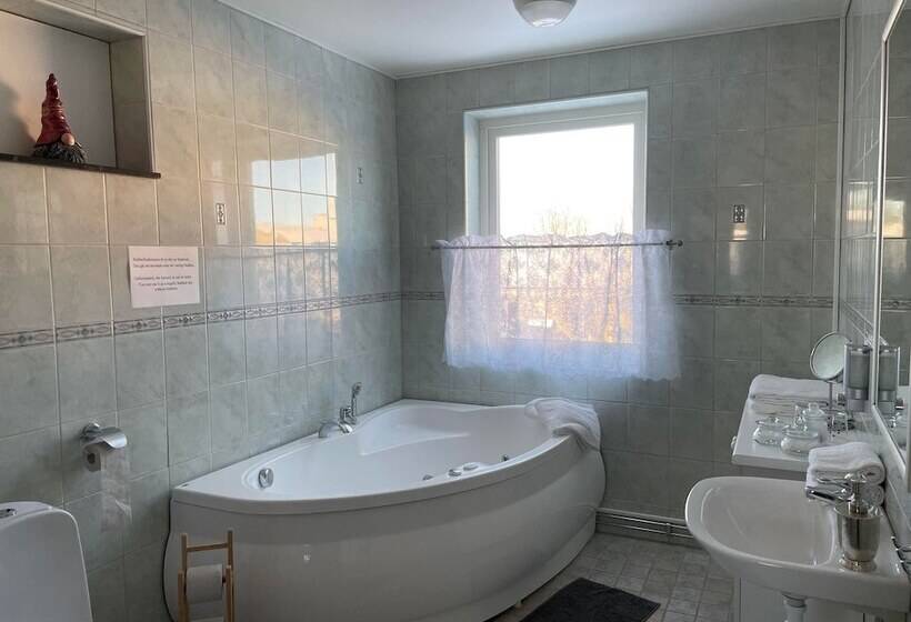 小型套房, Brålanda Hotell Och Vandrarhem