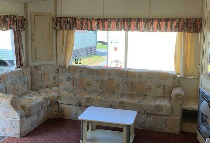 Дом 2 Спальни, Fishguard Holiday Park