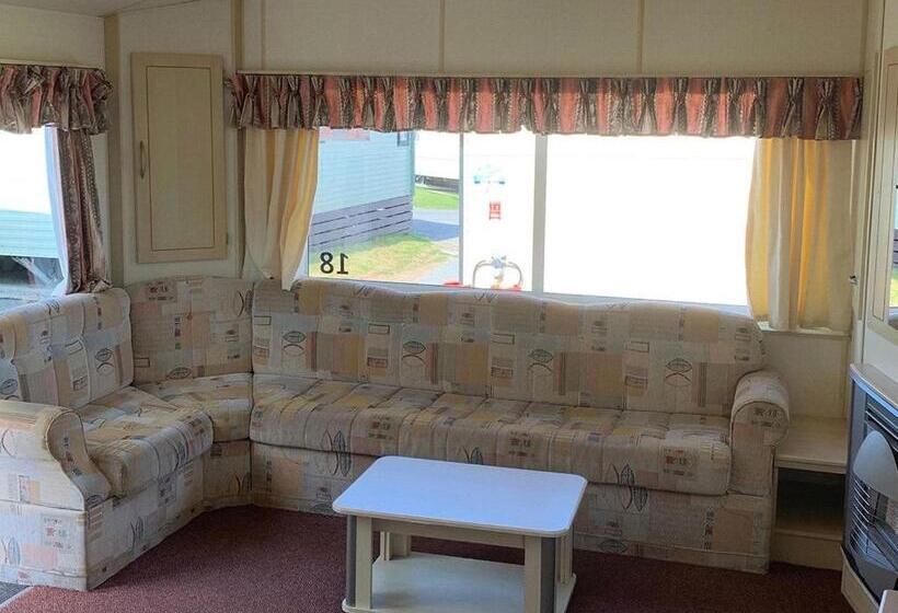 Мобильный Дом, Fishguard Holiday Park