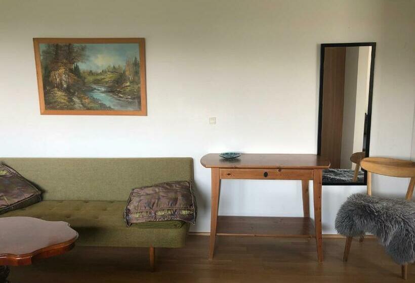 オーシャンビューデラックスルーム, Light & Spacious Home