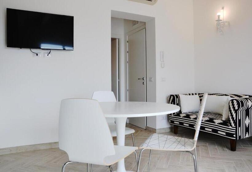 1 Bedroom Penthouse Apartment, Donnalucata Ospitalità Diffusa