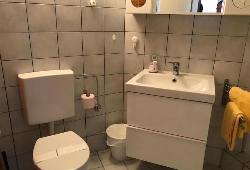 Семейный Номер, Ferienanlage Seehof