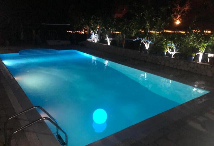 Апартаменты 2 Спальни Вид на Море, Corfu Andromaches Holiday Apartments