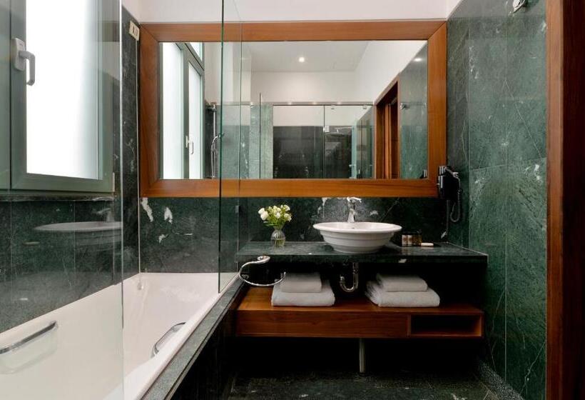 带观景的标准间, Athenaeum Eridanus Luxury