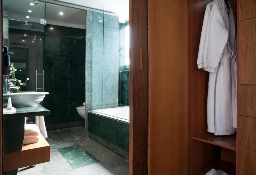 小型套房, Athenaeum Eridanus Luxury