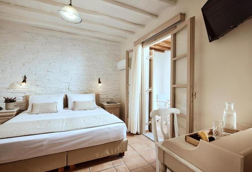 Семейный Номер, Naxos Magic Village