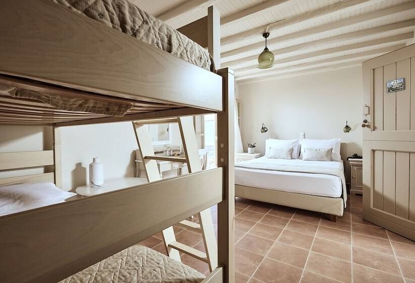 Семейный Номер, Naxos Magic Village