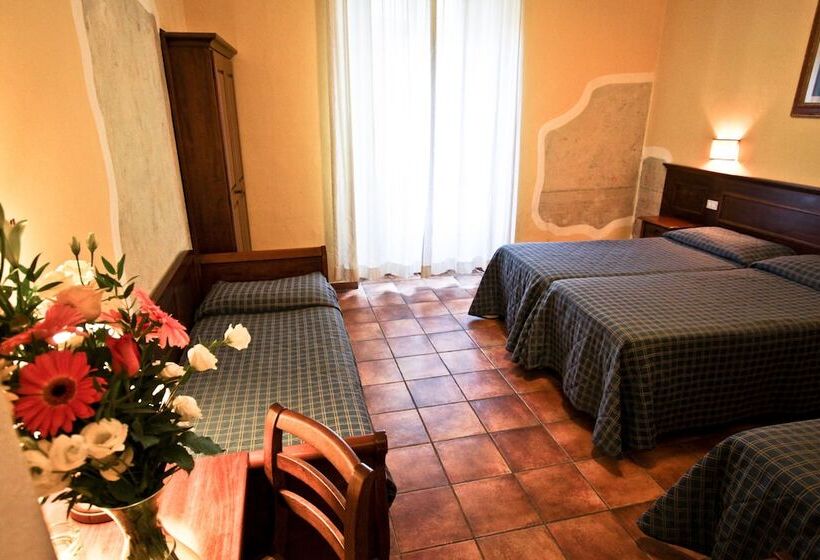 اتاق استاندارد چهار تخته, Nizza