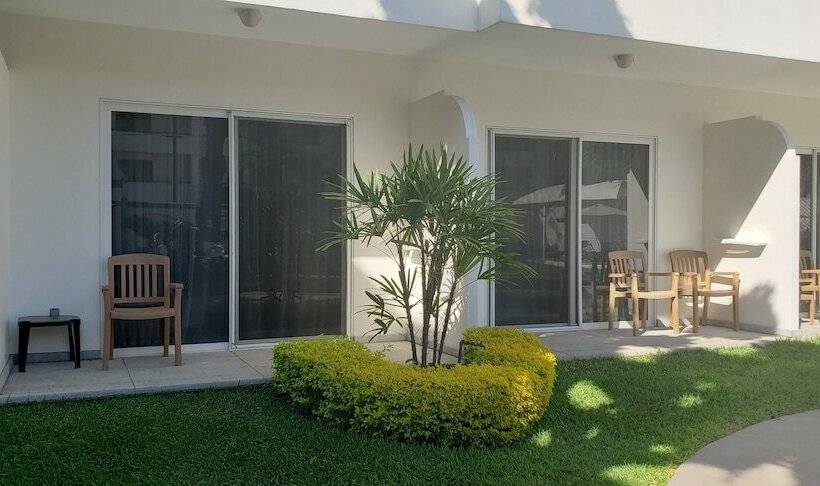 エクゼクティブルーム, Casa Francisco