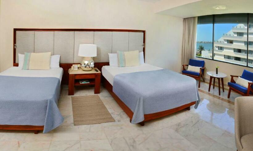 Familiesuite, Park Royal Beach Cancun  All Inclusive