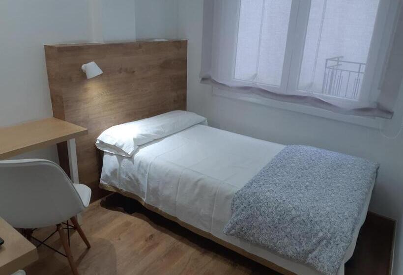 Номер Стандарт Индивидуальный, Hostal Restaurante Lugano