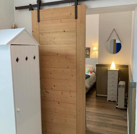 Апартаменты 1 Спальня с Террасой, Maison Graciateguy