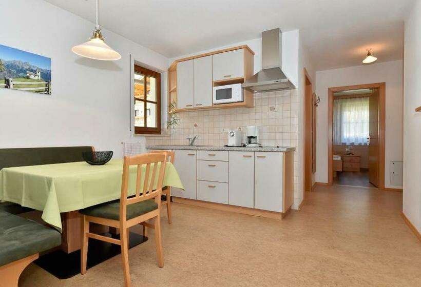 バルコニー付き１ベッドルームアパートメント, Appartements Lenzenhof