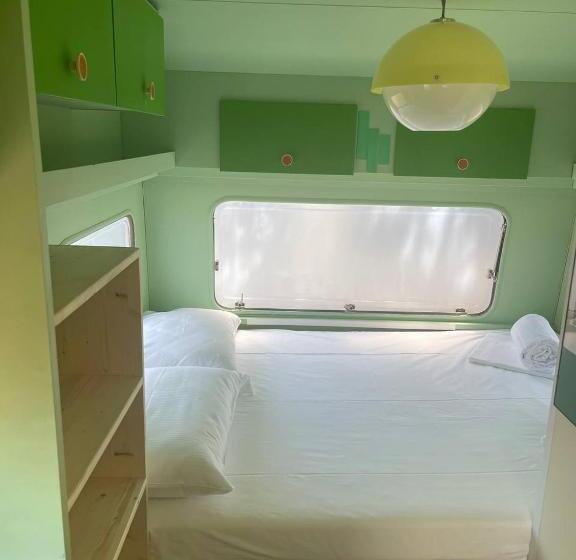 اتاق استاندارد, Hostel Trobenta In Oblak